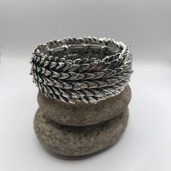 Feathers cuff